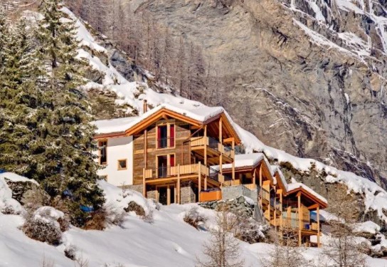 Luxuriöses Chalet in den Schweizer Alpen